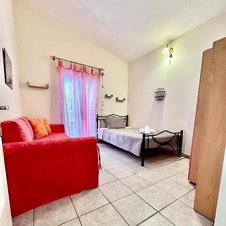 Shell-paralia Ofriniou