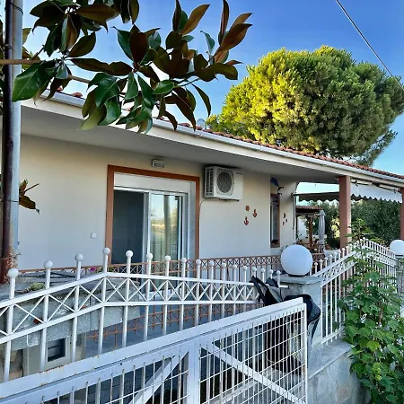 Shell-paralia Ofriniou Nyaraló Ofrínio