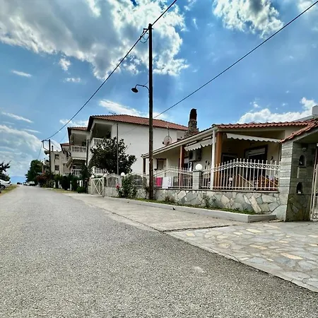 Shell-paralia Ofriniou Ofrínio