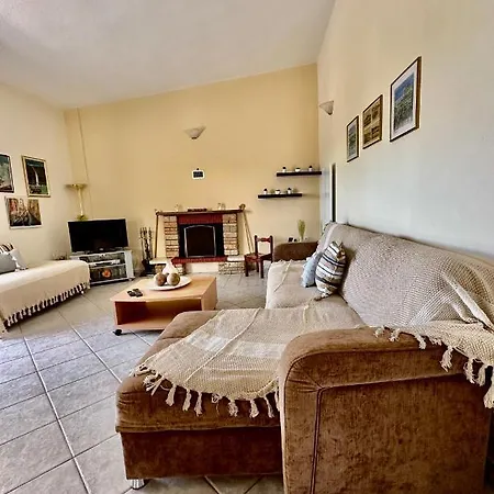 Tatil Evi Shell-paralia Ofriniou Ofrínion