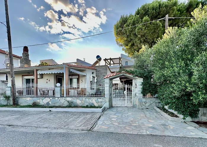 Shell-paralia Ofriniou