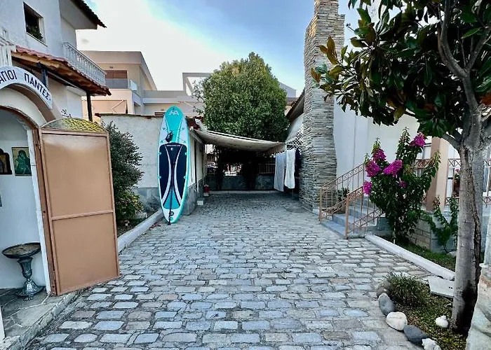 Shell-paralia Ofriniou Ofrínion