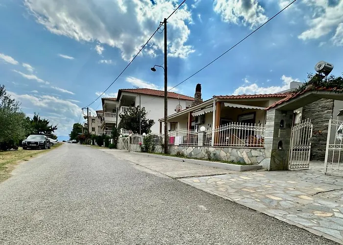 Shell-paralia Ofriniou Ofrínion